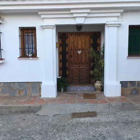 Bed & Breakfast Paloma Benajarafe