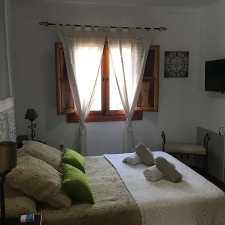 Paloma Bed & Breakfast 3*