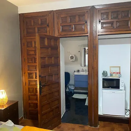 Casa Rural Paloma B&B