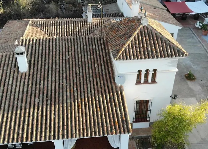 Casa Rural Paloma B&B ベナハラフェ