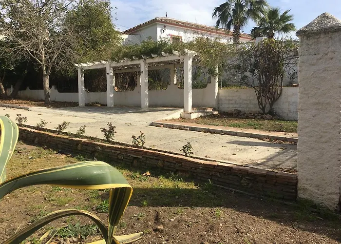 Casa Rural Paloma B&B 4* ベナハラフェ