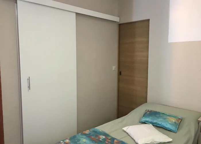 ベッド・アンド・ブレックファスト Casa Rural Paloma B&B ベナハラフェ