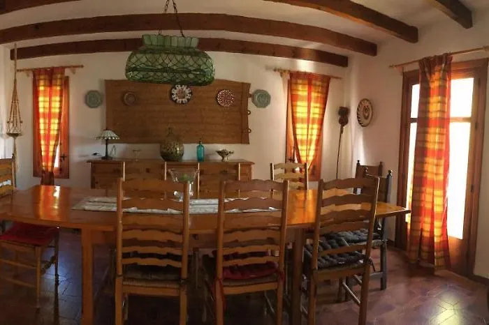 Casa Rural Paloma B&B