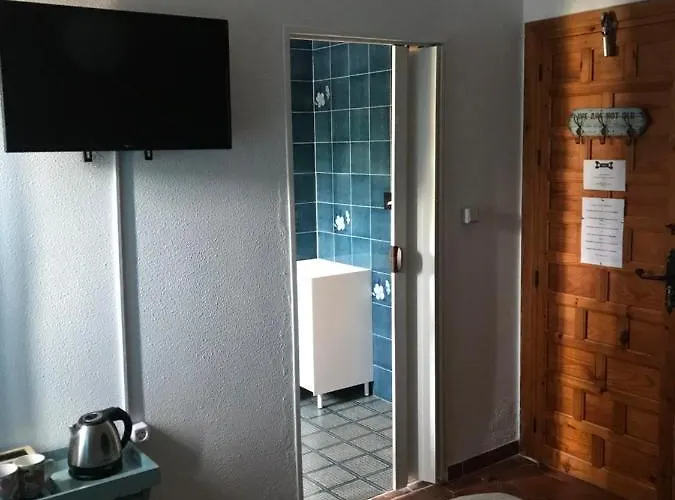 Casa Rural Paloma B&B ベナハラフェ