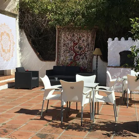 Paloma Bed & Breakfast 3*